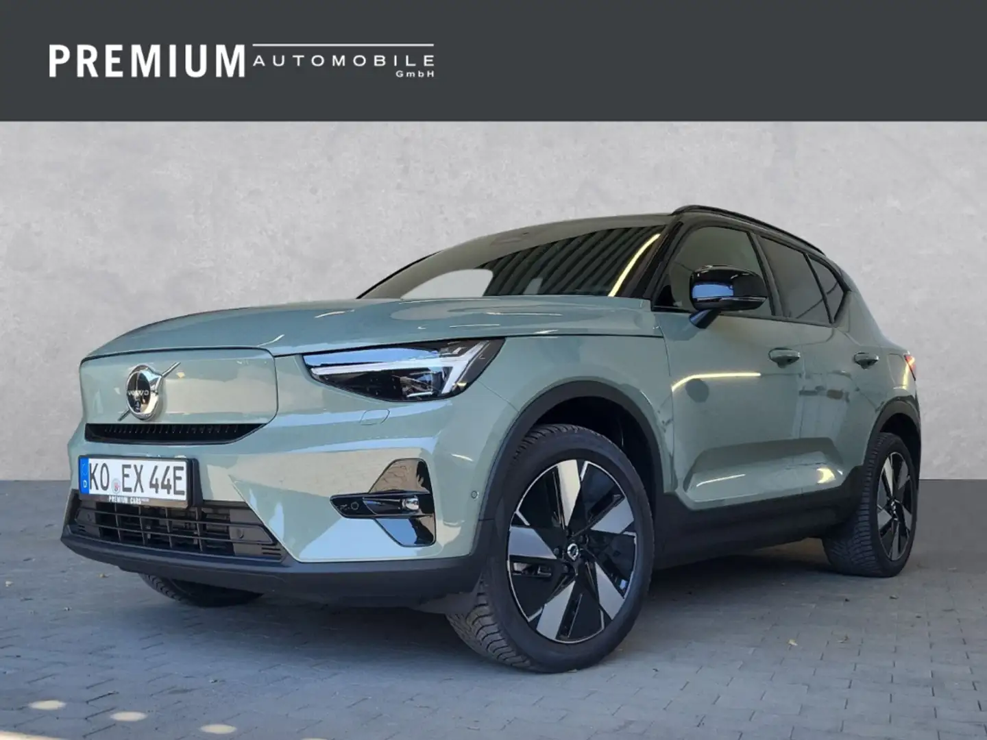 Volvo EX40 300 kW Twin Motor AWD Plus Dark Business-Paket Vert - 1