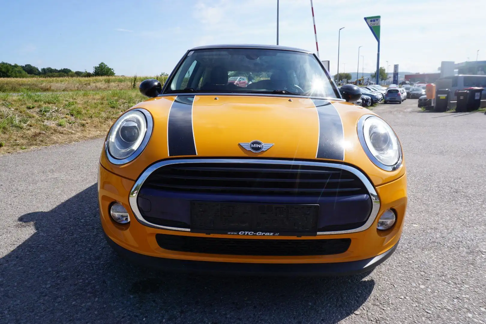 MINI Cooper Orange - 1