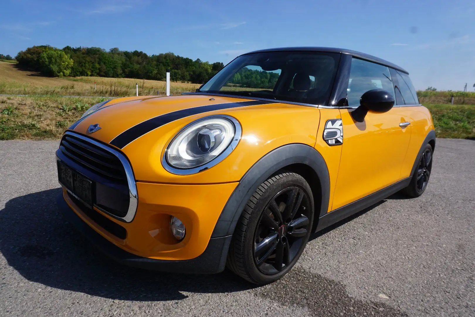 MINI Cooper Orange - 2