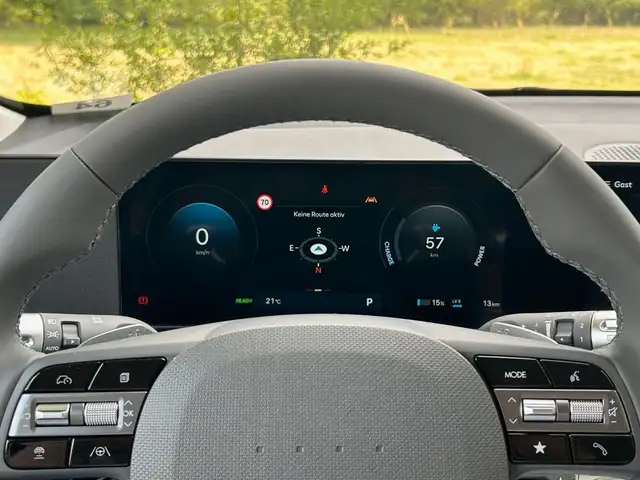 Hyundai Ioniq 5 view 12