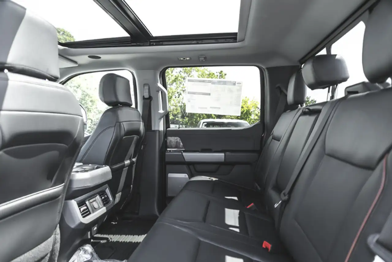 Ford F 350 снимка Ford F 350