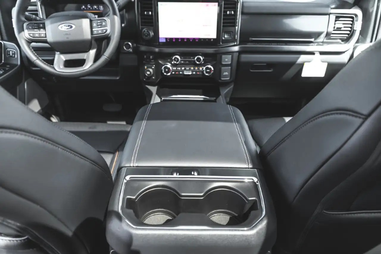 Ford F 350 снимка Ford F 350