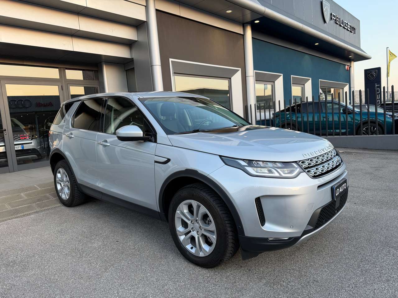 Land Rover Discovery Sport Discovery 2.0d td4 mhev AWD 163CV TETTO PANORAMICO