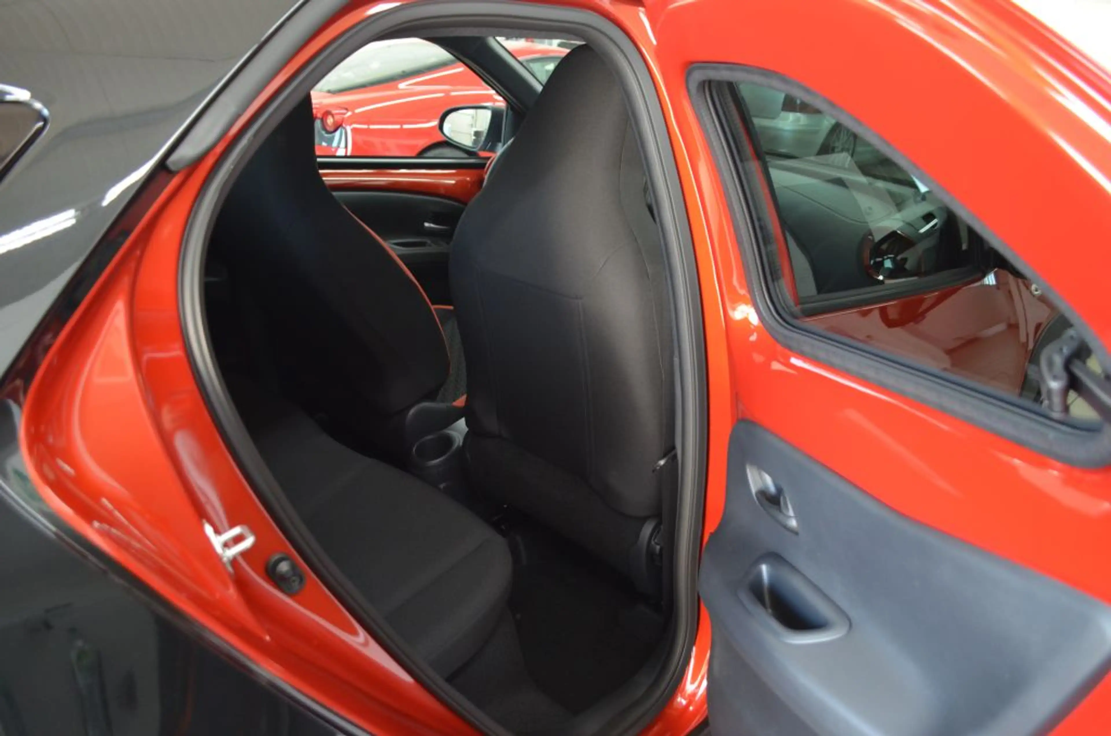Toyota Aygo X Teamplayer Autom.*SHZ*RÜCKFAHRKAMERA*TEMPOMAT — photo 11