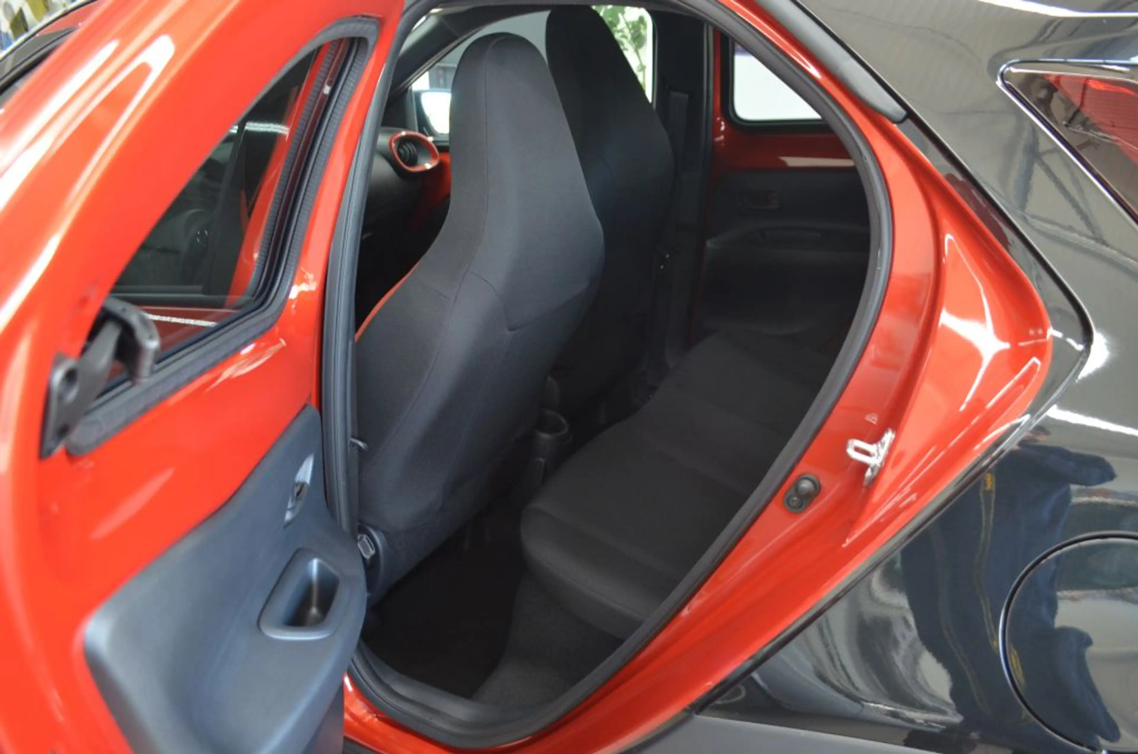 Toyota Aygo X Teamplayer Autom.*SHZ*RÜCKFAHRKAMERA*TEMPOMAT — photo 12
