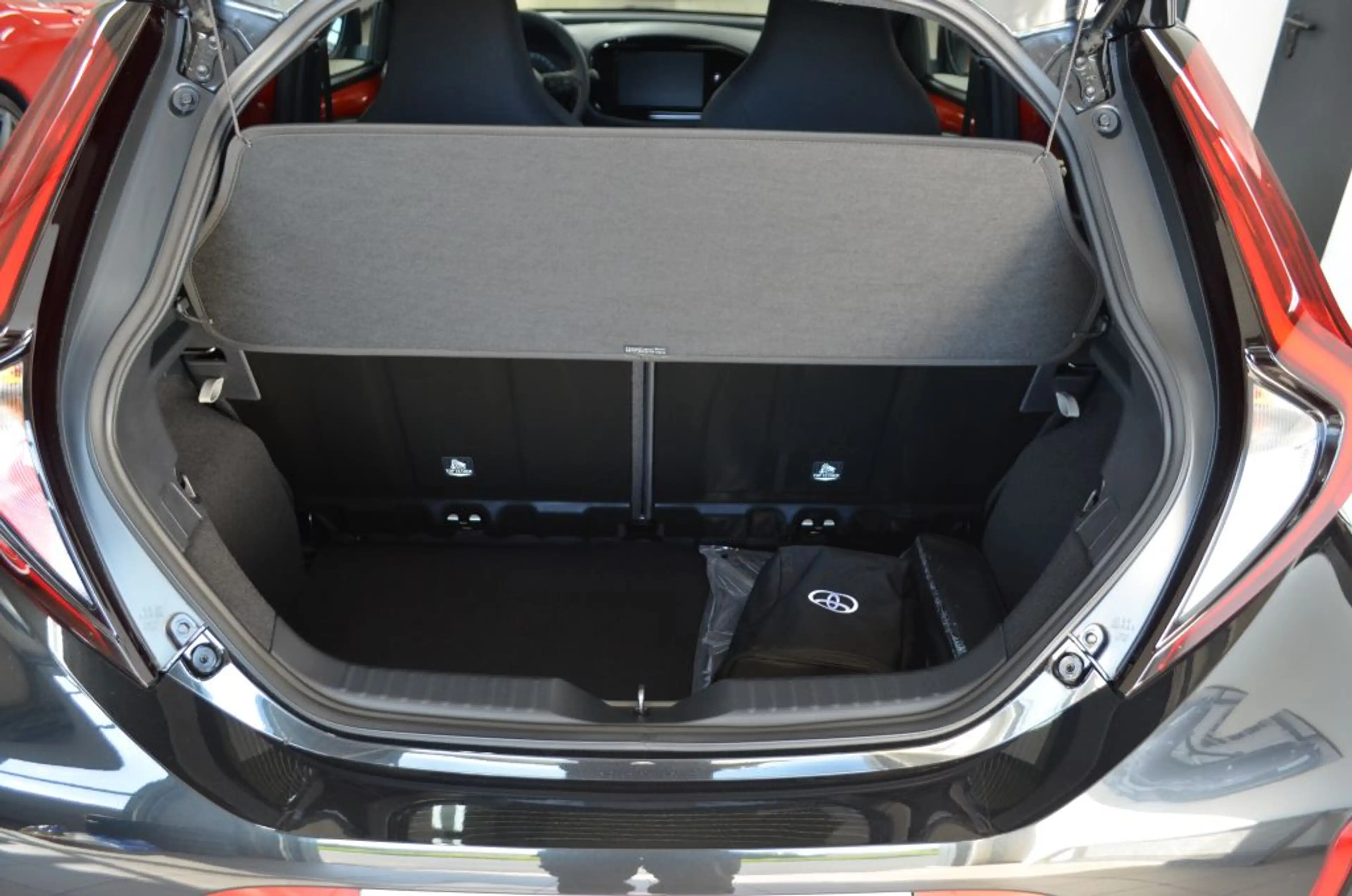 Toyota Aygo X Teamplayer Autom.*SHZ*RÜCKFAHRKAMERA*TEMPOMAT — photo 9