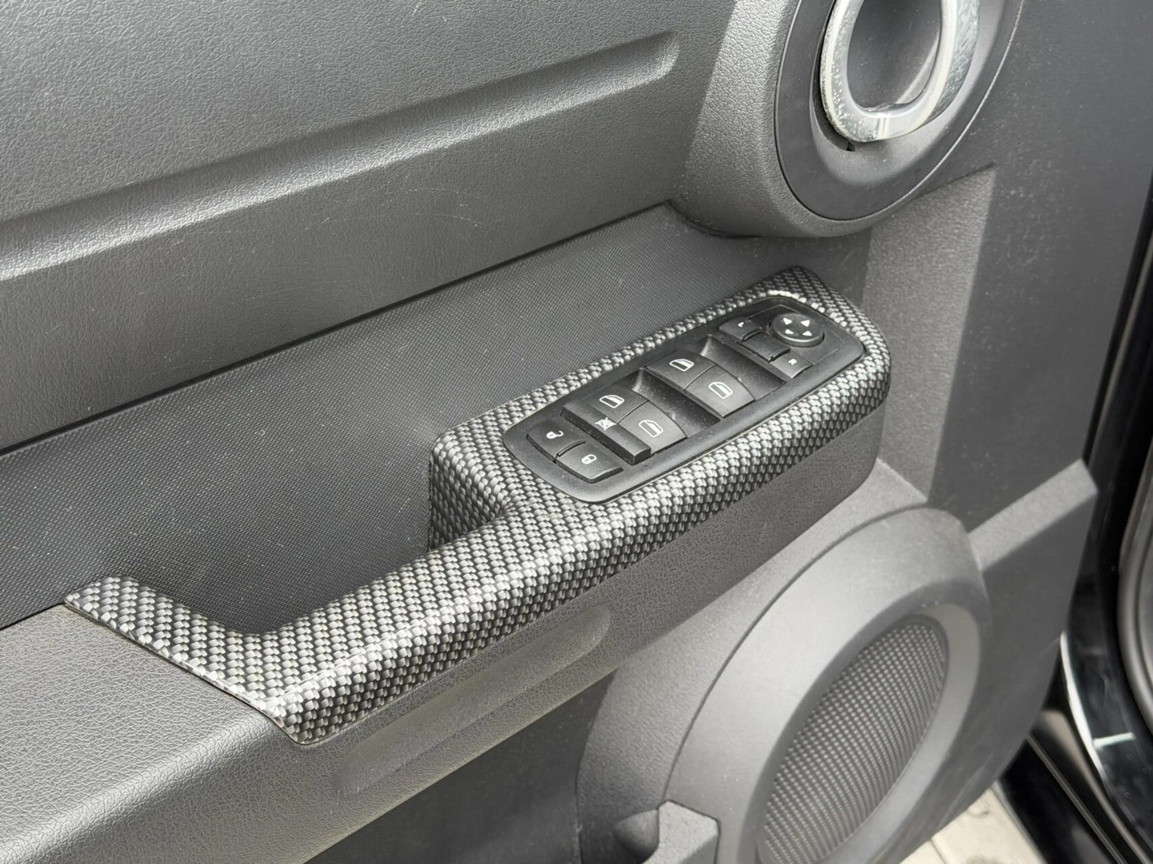 Dodge Nitro 3.7 V6 SE - Benzine - Automaat - Airco ! — photo 13