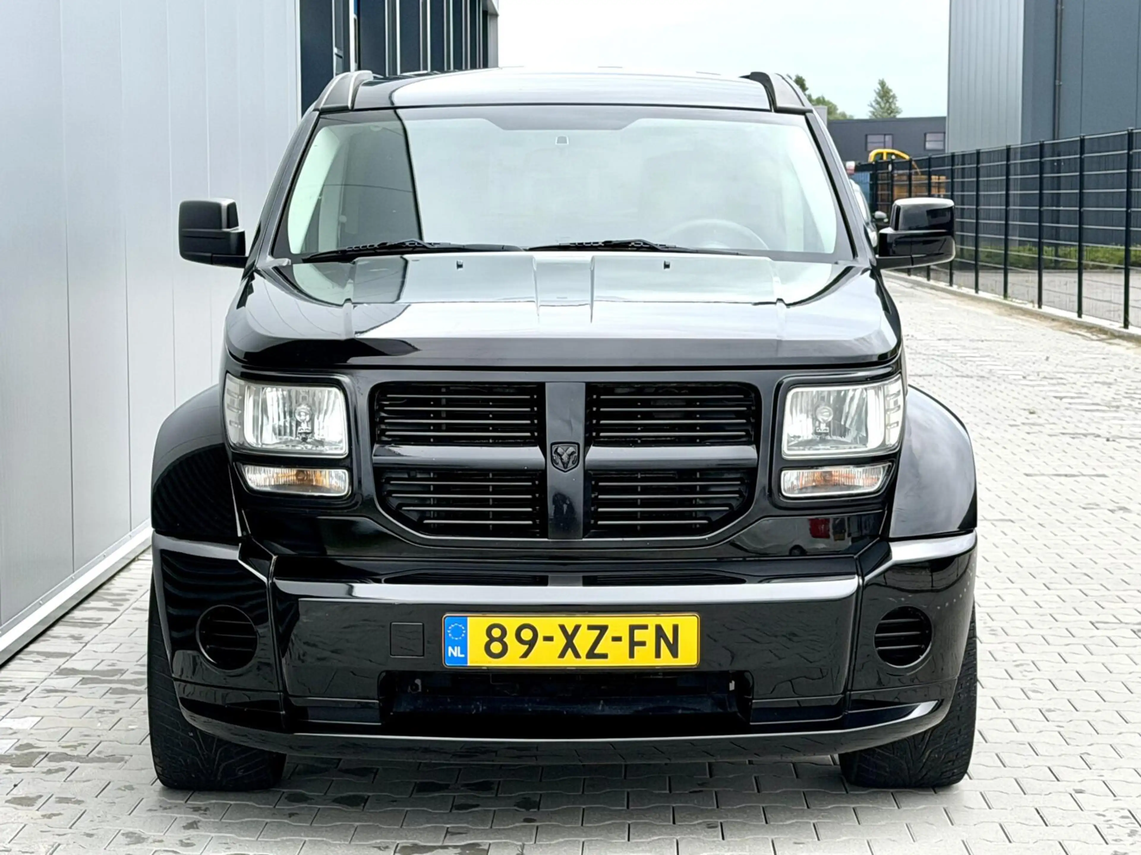 Dodge Nitro 3.7 V6 SE - Benzine - Automaat - Airco ! — photo 2