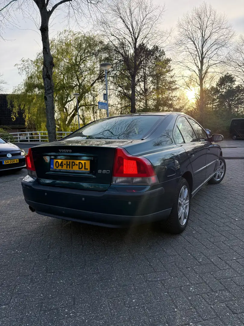 Volvo S60 2.4 180 PK *APK tot 16-04-2026* - 2