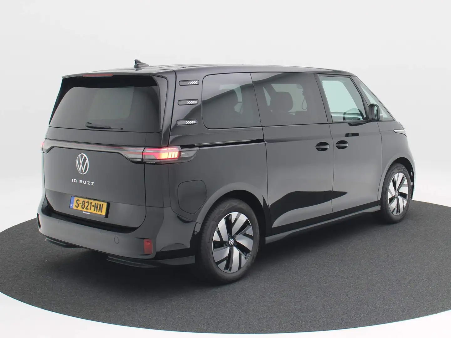 Volkswagen ID. Buzz Advantage 1st 77kWh Matrix IQ light, Luxe interieu Zwart - 2