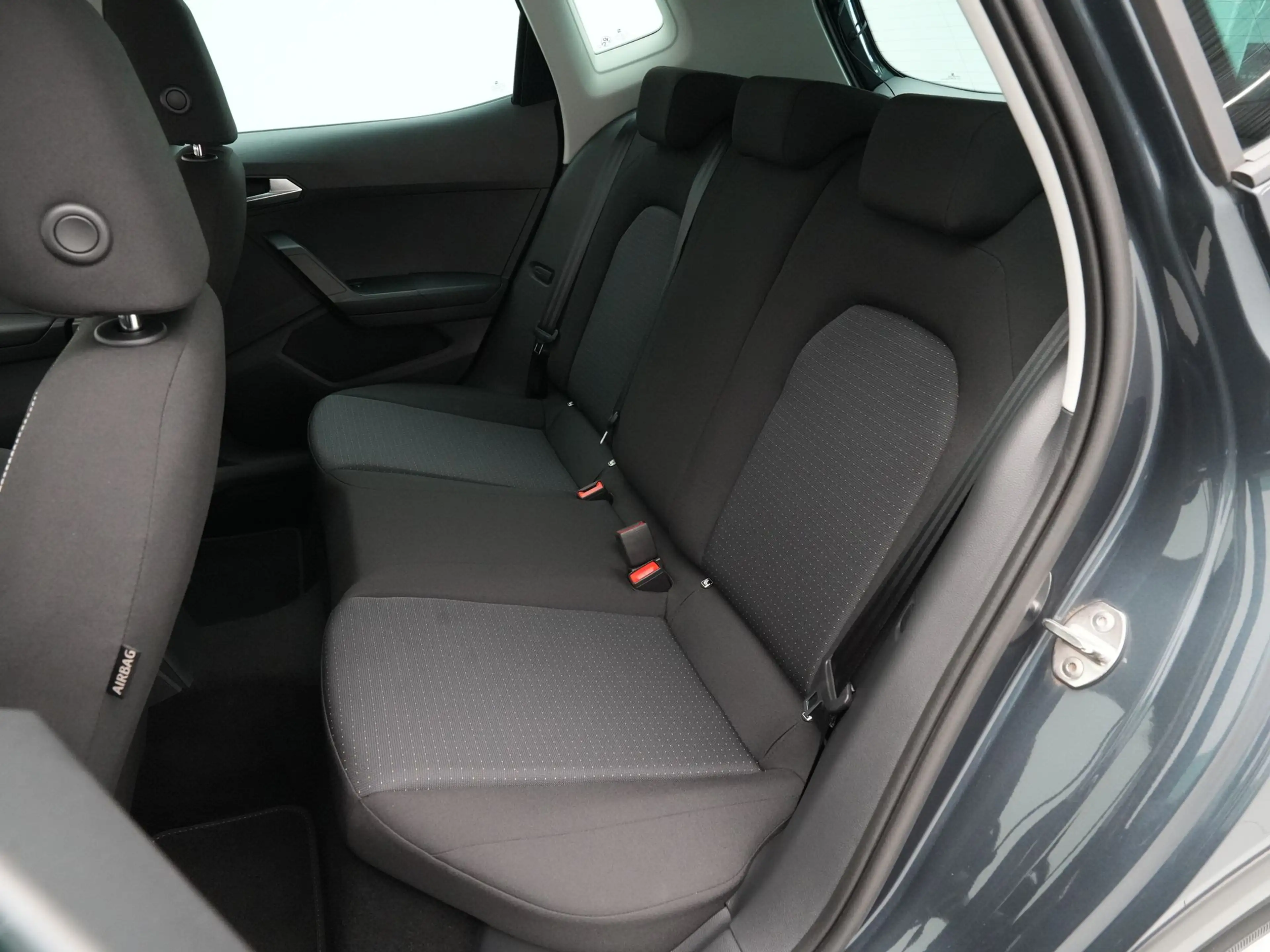 SEAT Arona 1.0 TSI 110pk DSG Style Navigatie Carplay Pdc Clim — photo 13