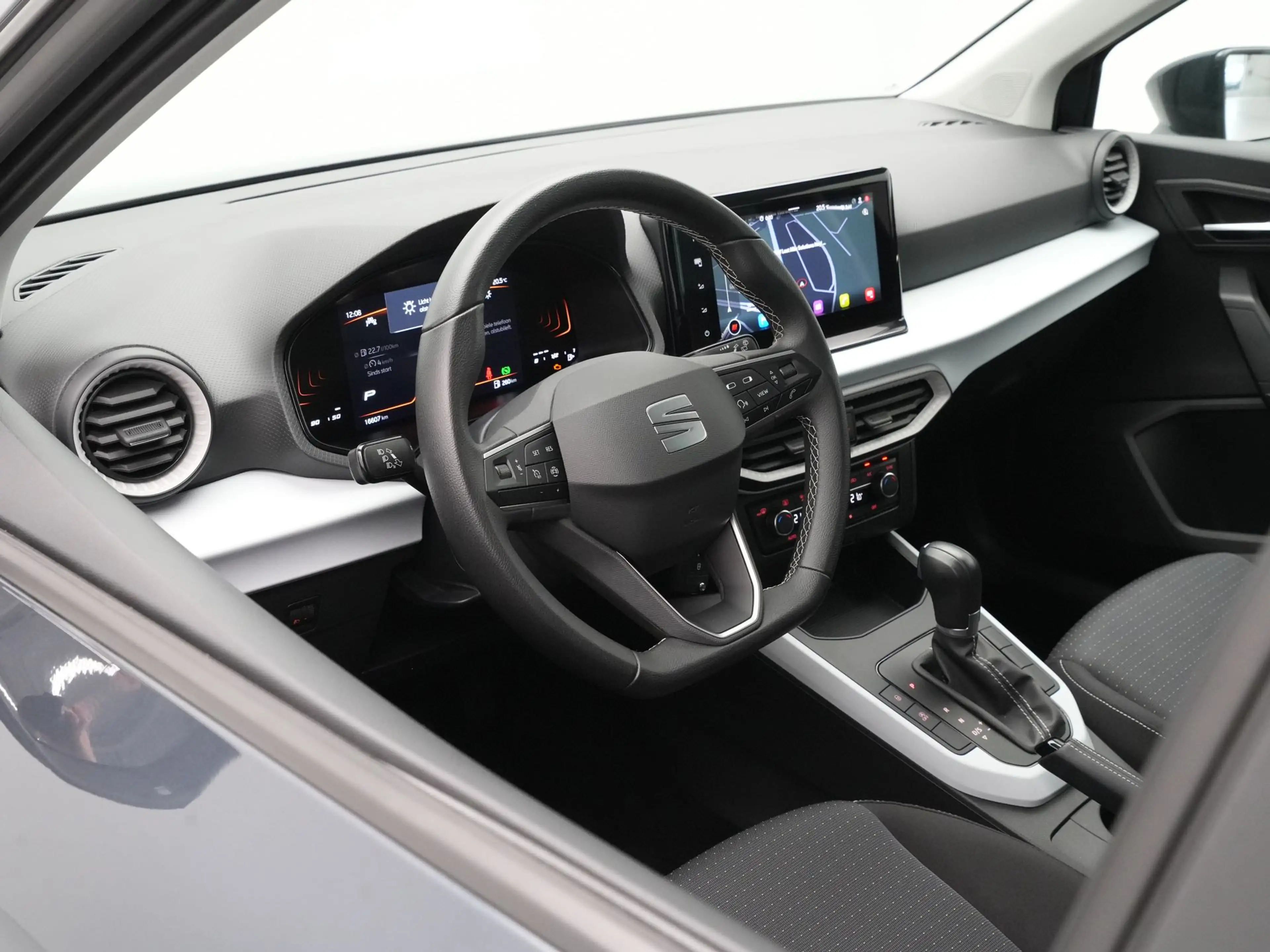 SEAT Arona 1.0 TSI 110pk DSG Style Navigatie Carplay Pdc Clim — photo 14