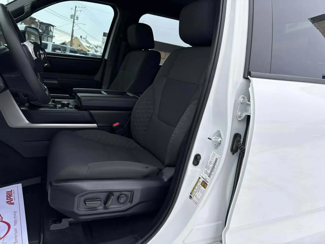Toyota Tundra снимка Toyota Tundra