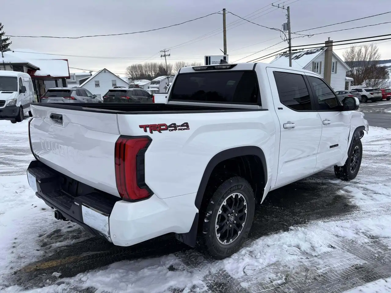 Toyota Tundra снимка Toyota Tundra