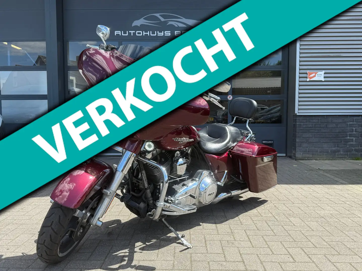 Harley-Davidson Tour Glide 103 FLHXS Street Special | Keyless| 2014 | Veel op Red - 1