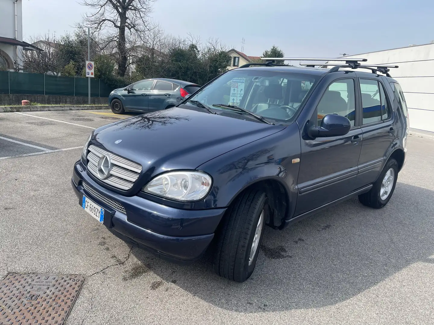 Mercedes-Benz ML 270 cdi Azul - 1