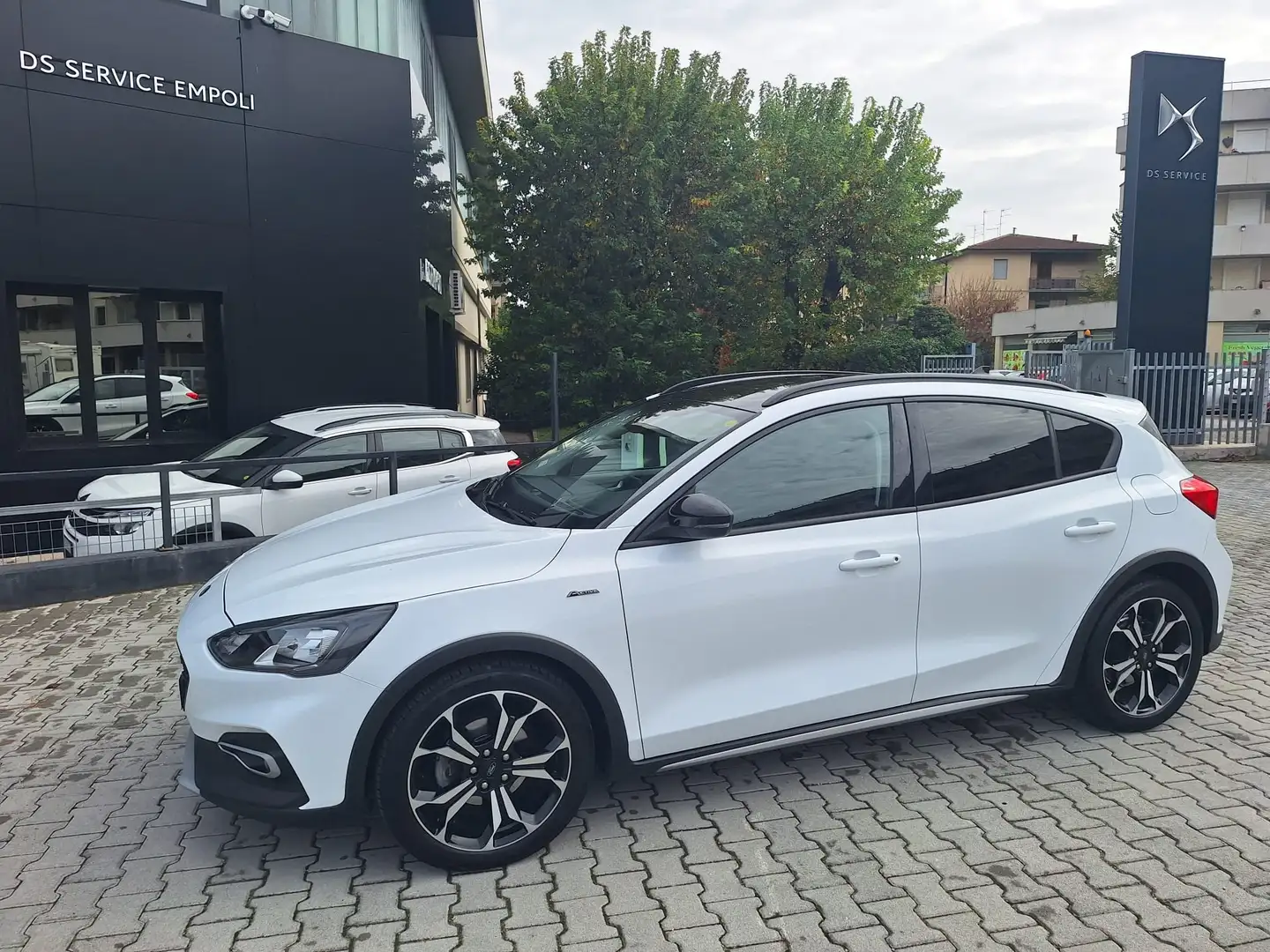 Ford Focus Focus 1.5D Active120cv auto X NEOPATENTATI Blanc - 1