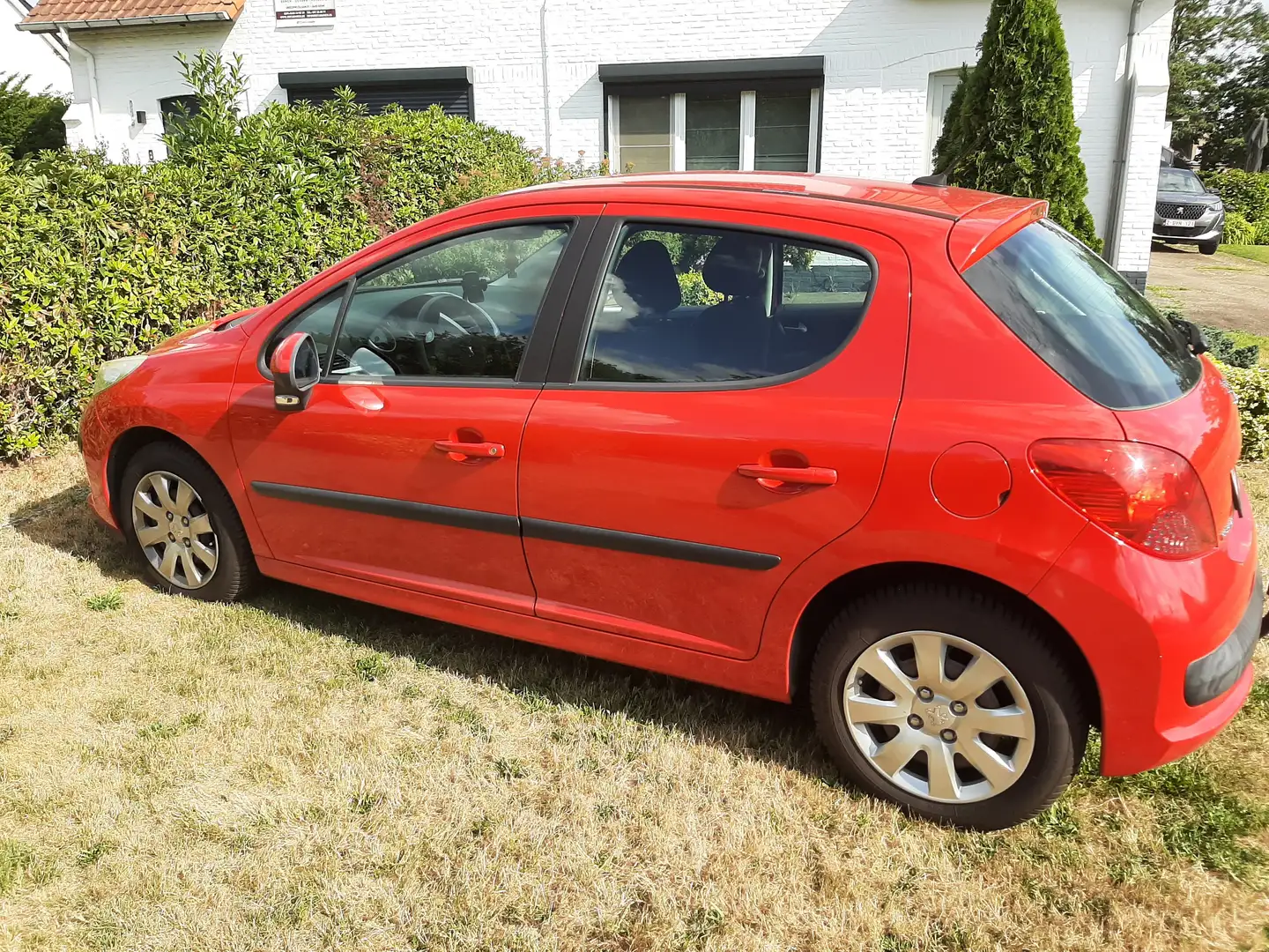 Peugeot 207 Hatchback Rood - 1