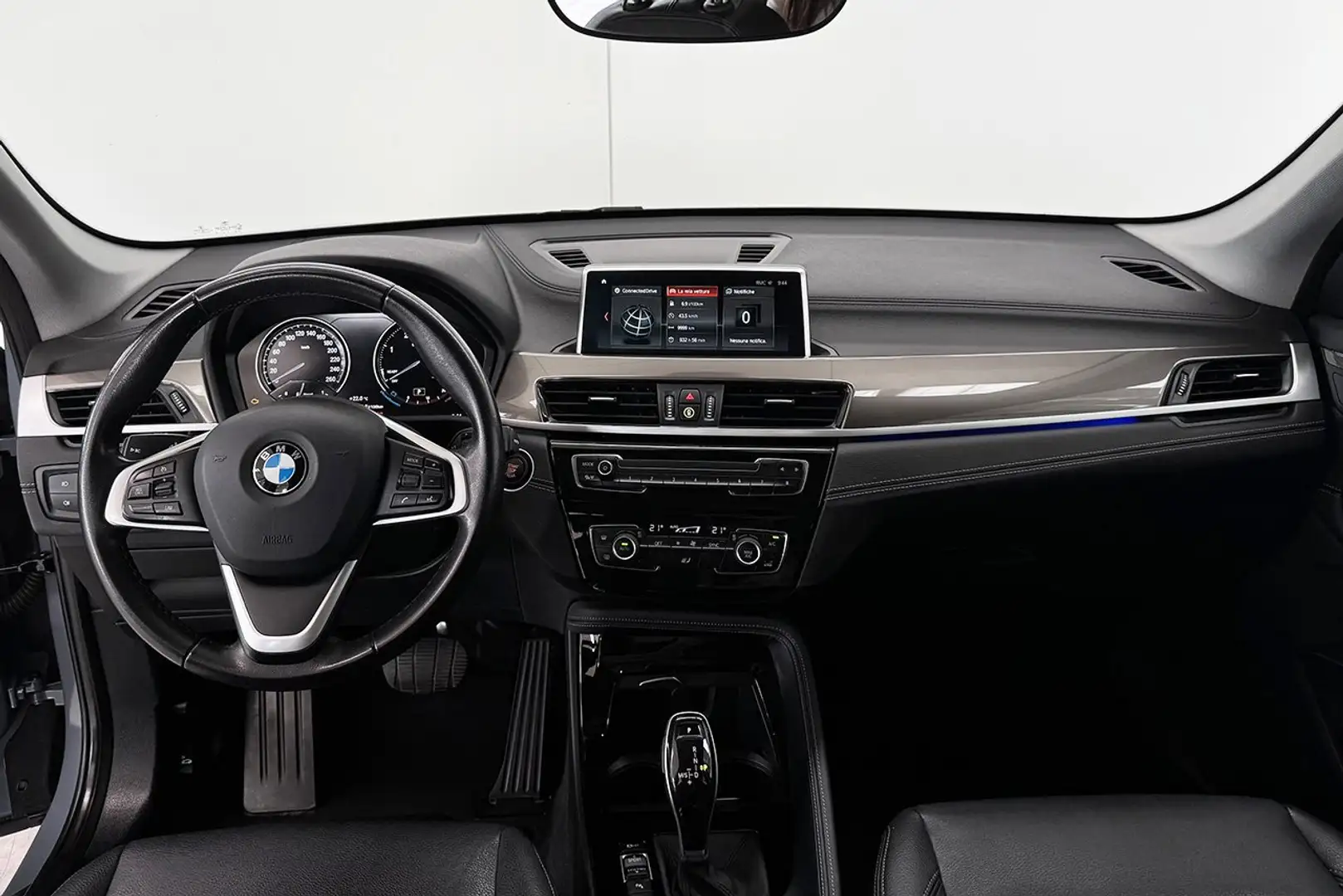 BMW X1 X1 xdrive18d xLine auto Azul - 2