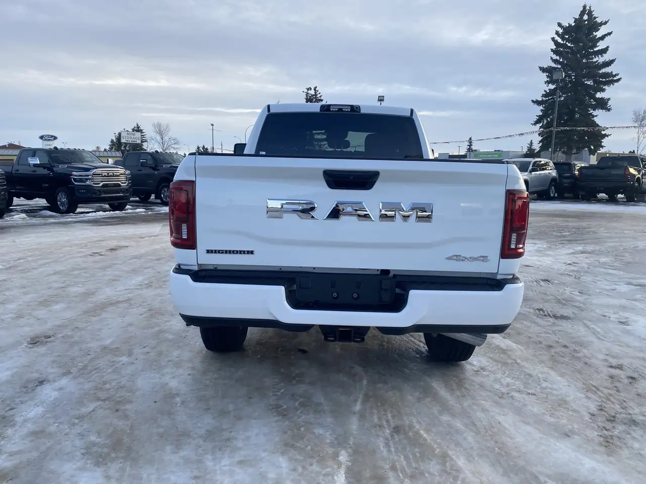RAM 3500 снимка RAM 3500