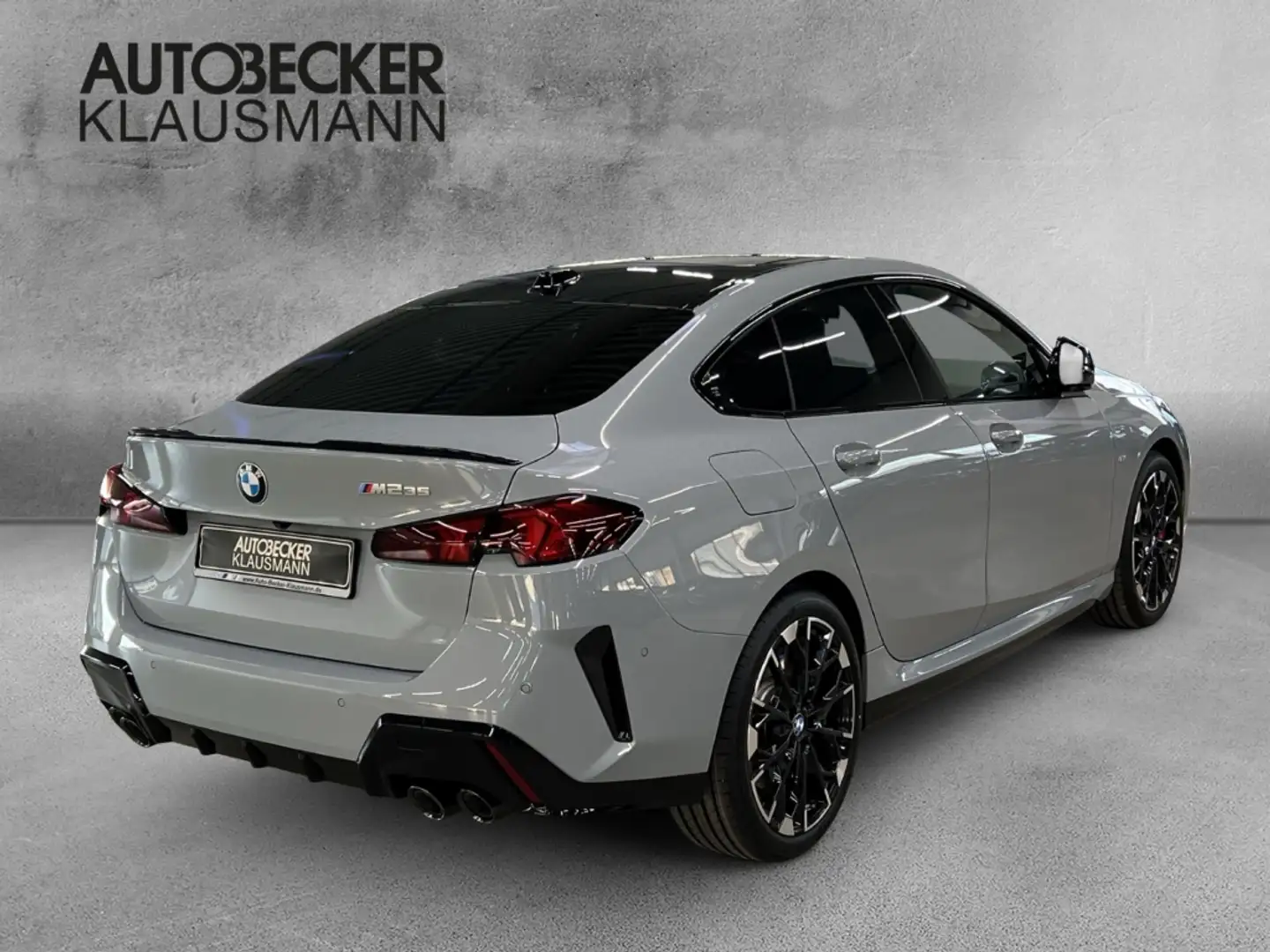 BMW 235 M xDrive Gran Coupe LMR 19'' Park-Assistent HUD AD Сірий - 2