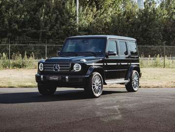 d AMG/Leder/Cruise control/Trekhaak/camera/20"/Zetelverwarming/Ambient lights/Lichte Vracht