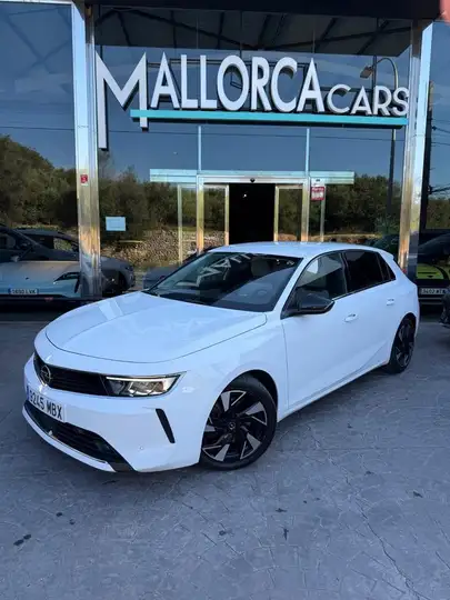 Opel Astra 2022