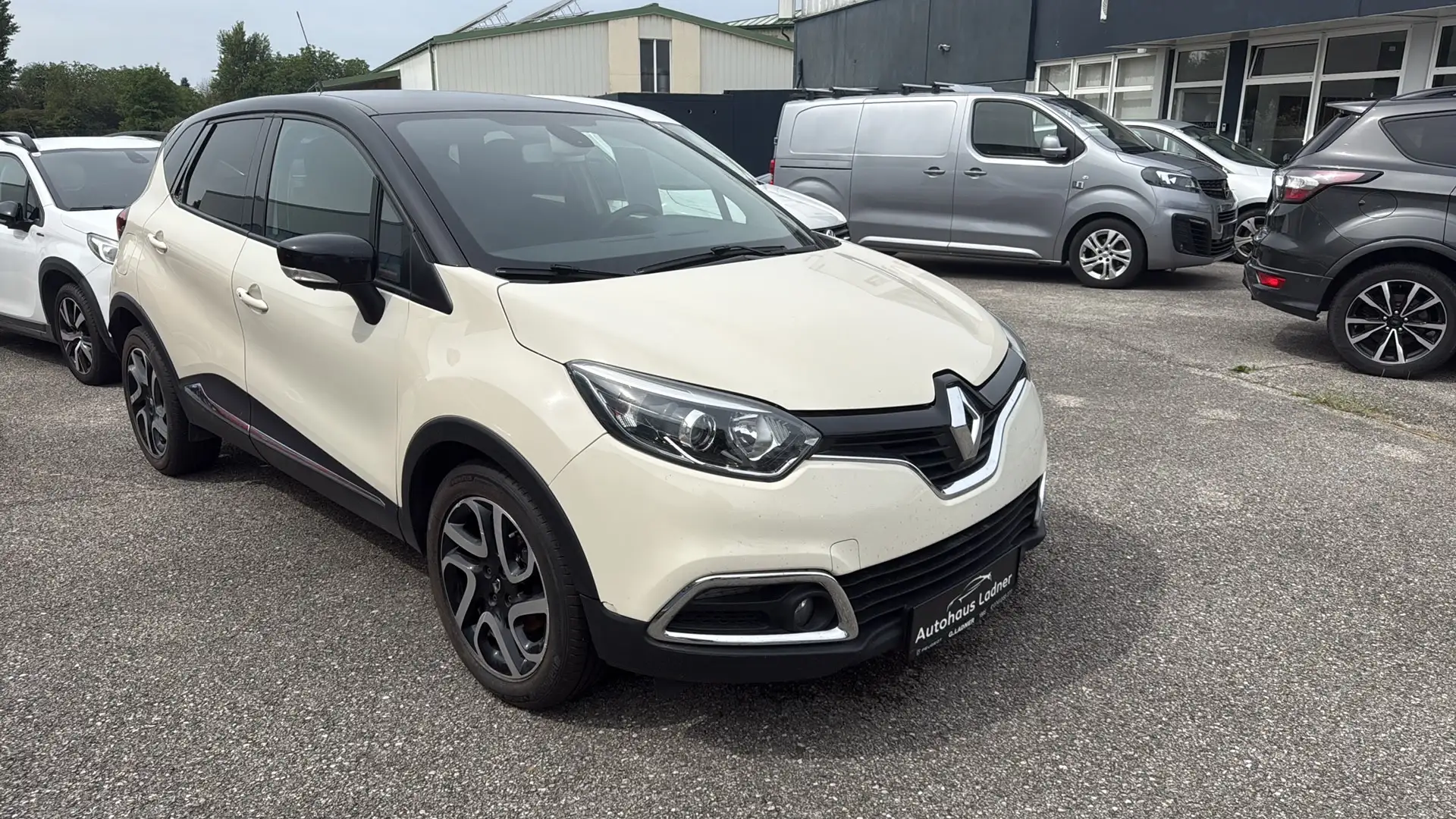 Renault Captur Dynamique dCi 90 Dynamique Beige - 1
