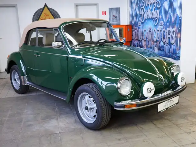 Volkswagen Käfer Neuaufgebaut im VW Classic Competence Center