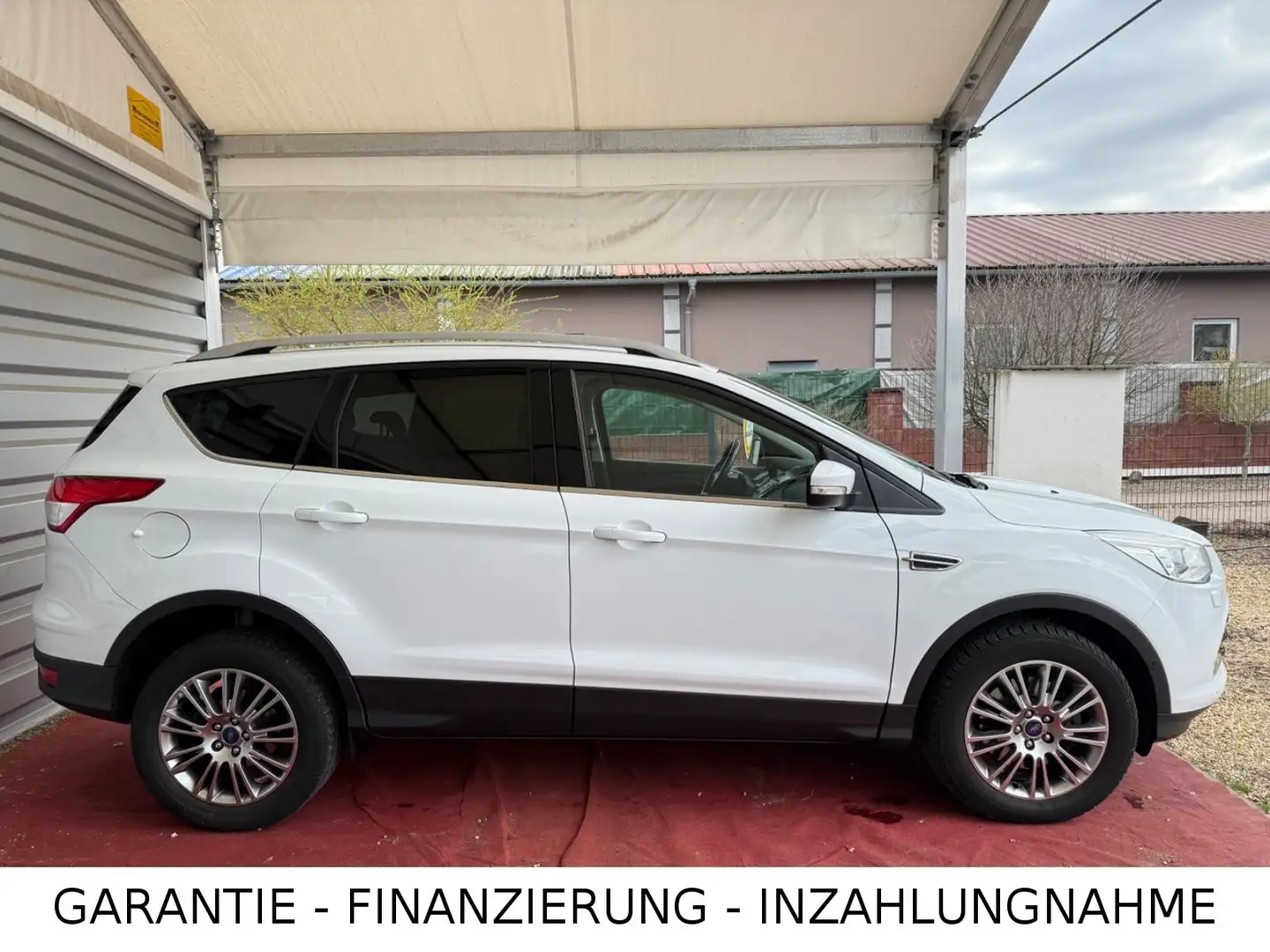 Ford Kuga Titanium/Garantie/Scheckheft/*WENIG KM* Weiß - 2
