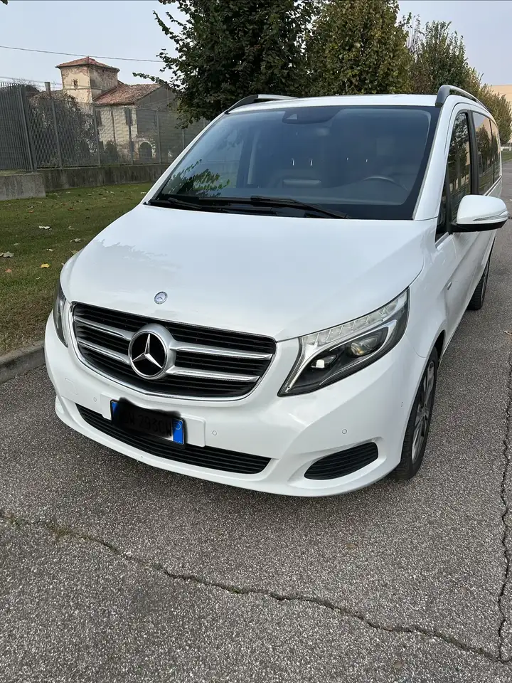 Mercedes-Benz V 250
