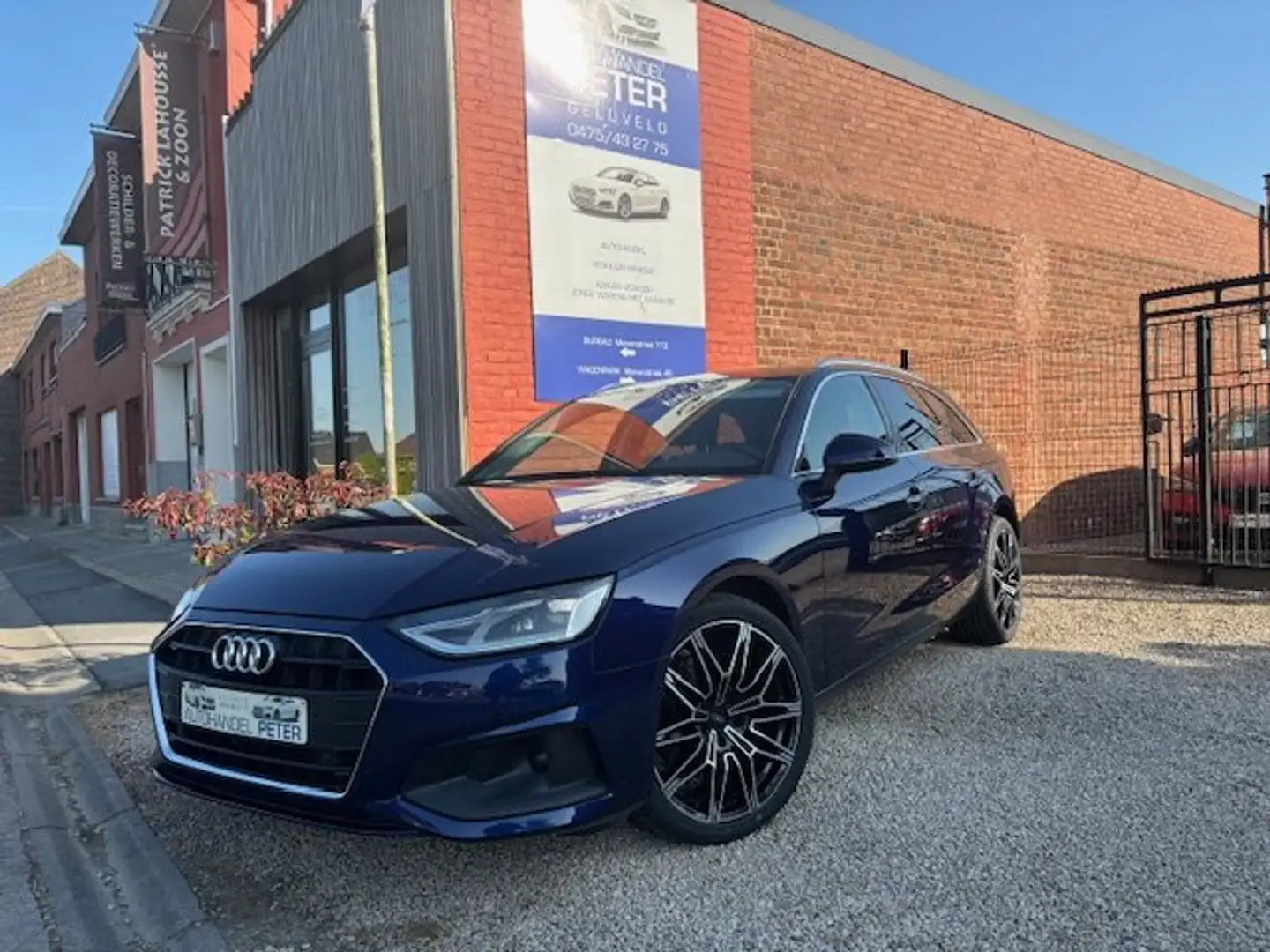 Audi A4 A4 Avant 30 TDI S tronic Bleu - 1