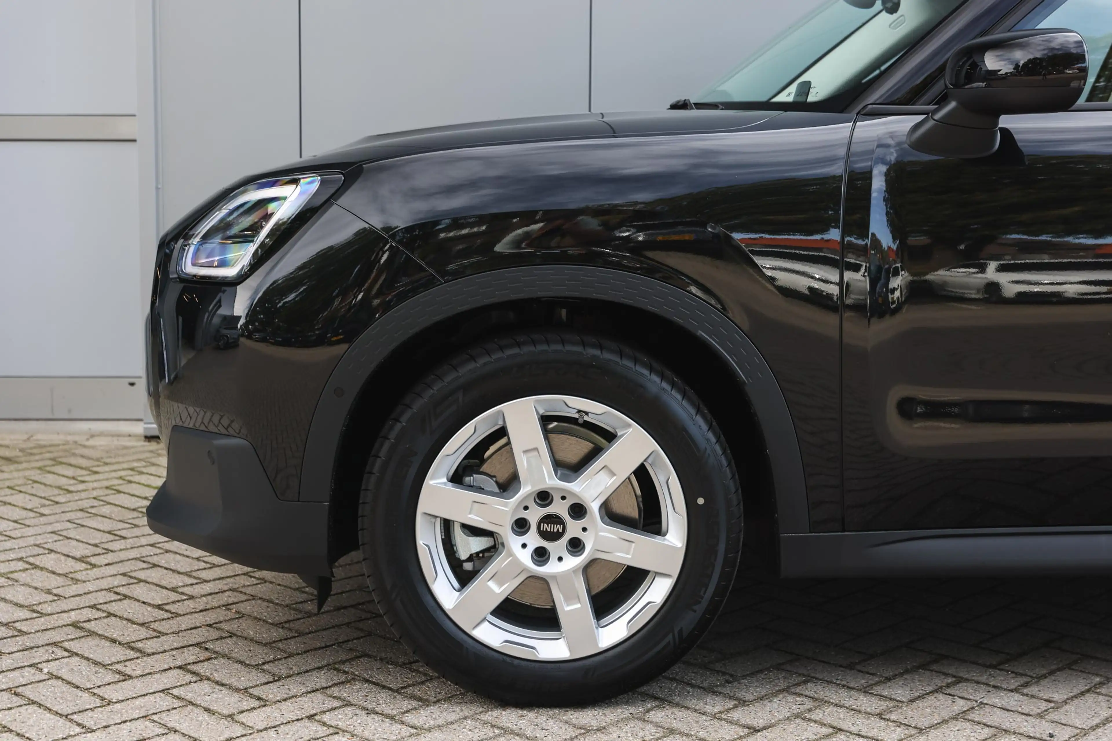 MINI Countryman C Automaat / Classic / Pakket M Plus / 18" Asteroid — photo 5