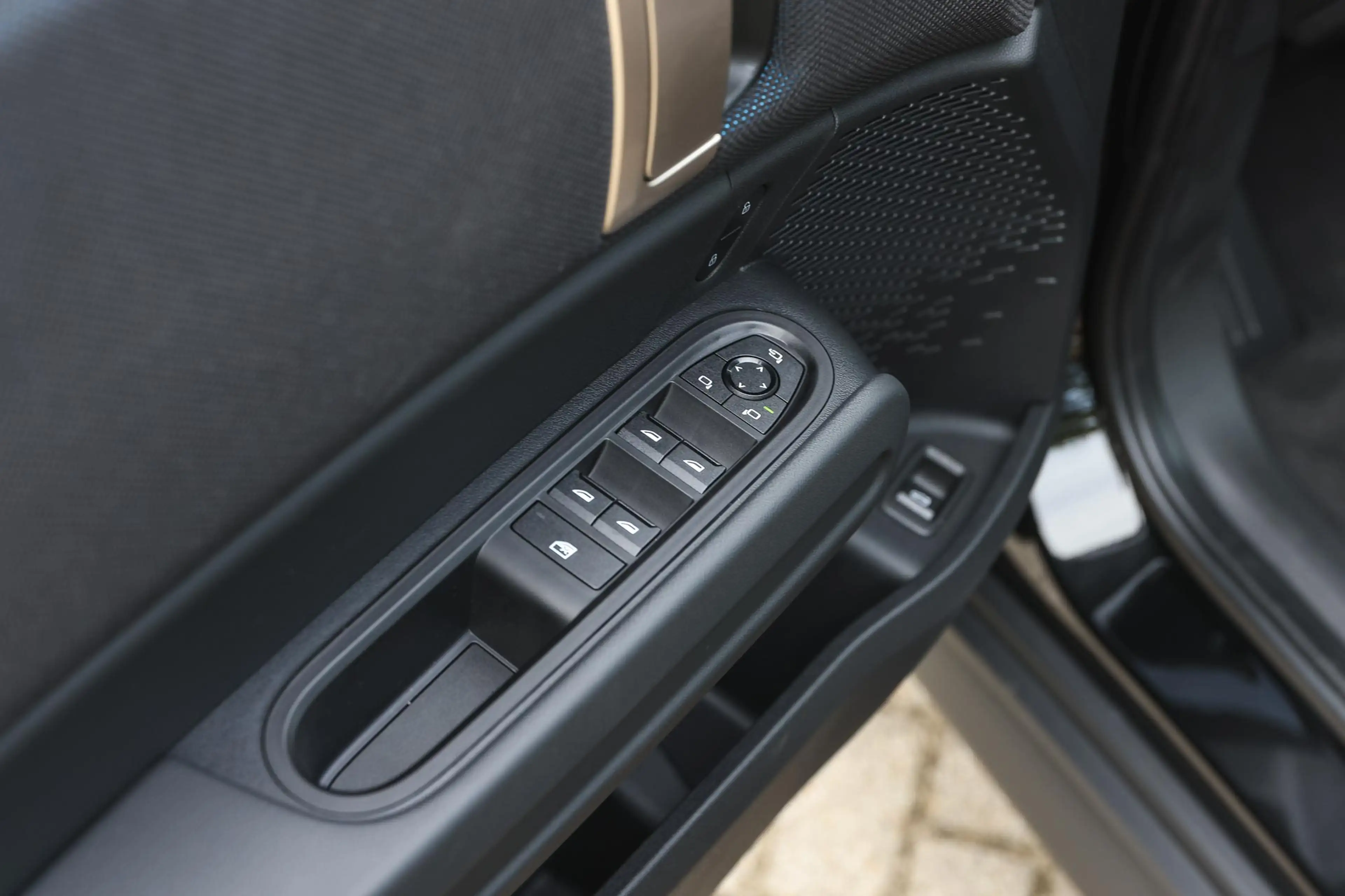 MINI Countryman C Automaat / Classic / Pakket M Plus / 18" Asteroid — photo 13