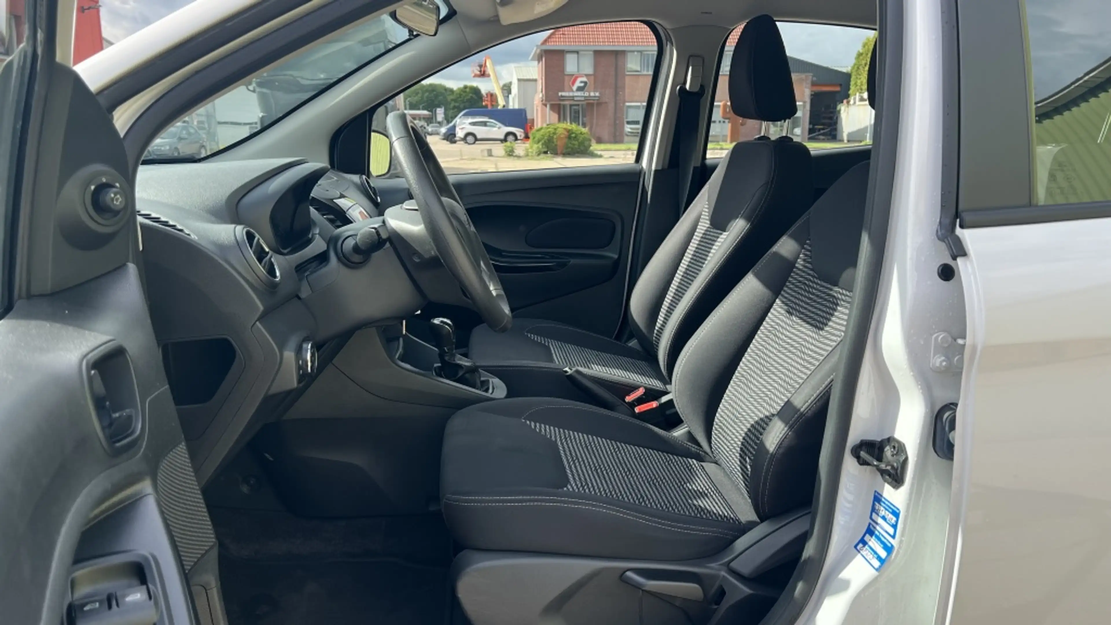 Ford Ka/Ka+ Basis — photo 9
