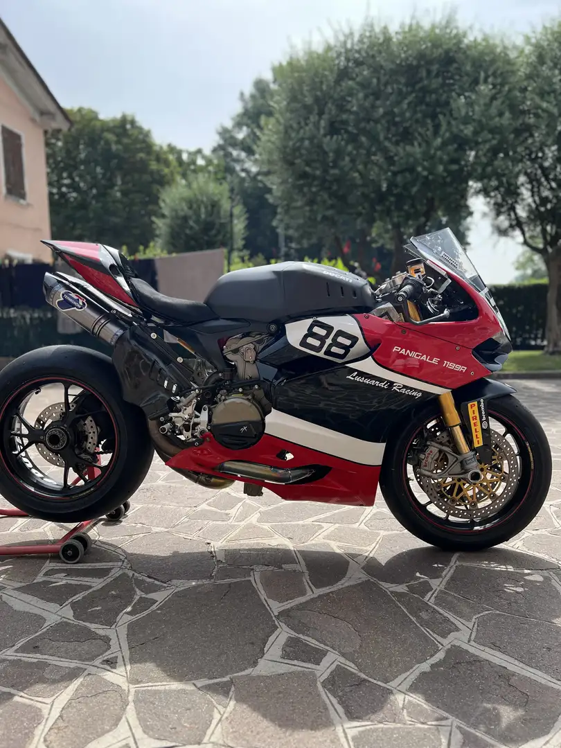 Ducati 1199 Panigale S - 2