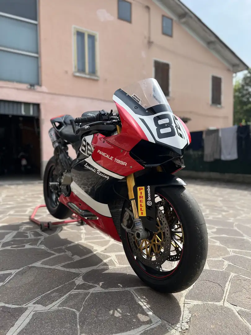 Ducati 1199 Panigale S - 1