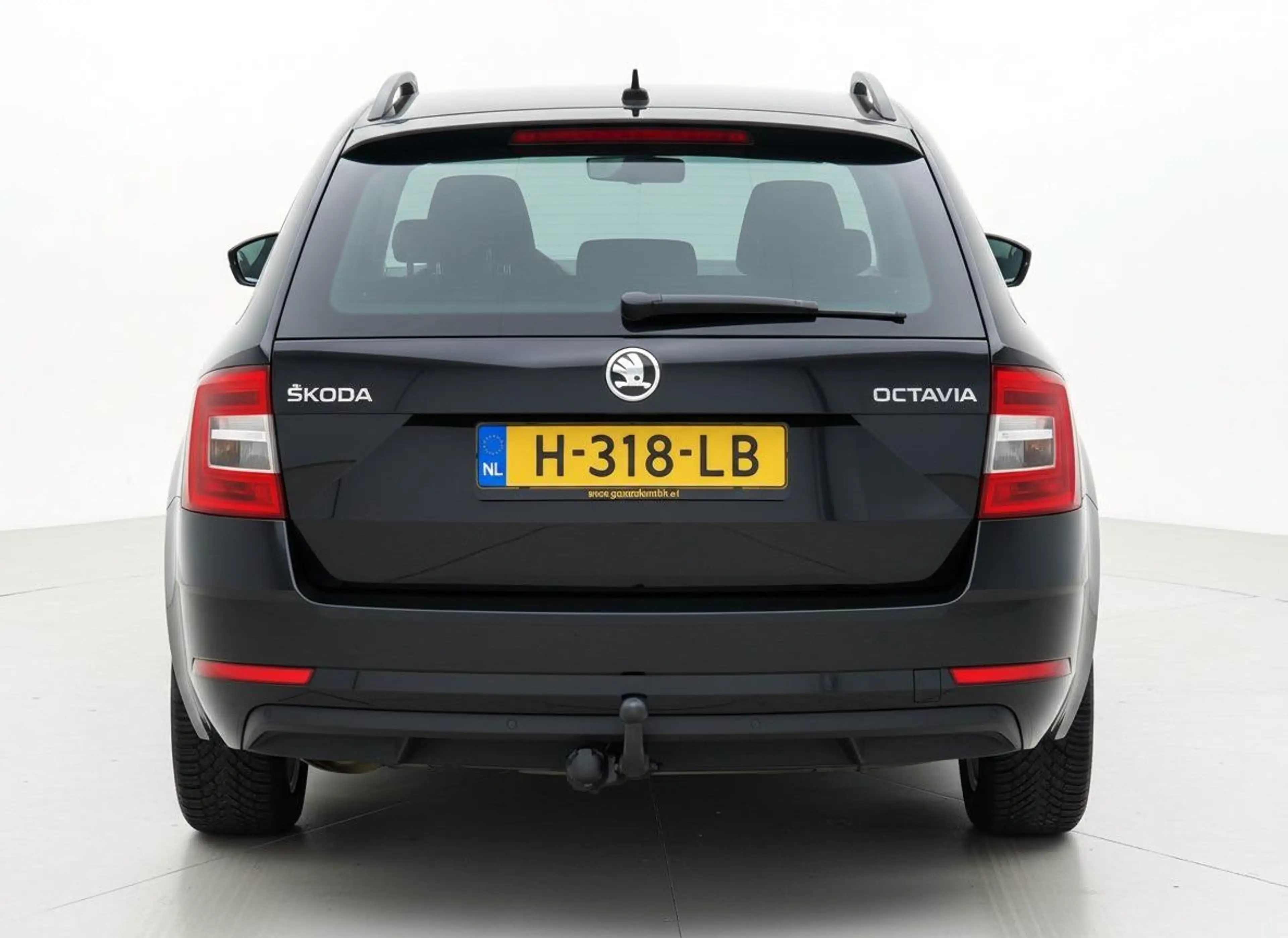 Skoda Octavia Combi 1.5 TSI Business Edition TREKHAAK PDC CARPLA — photo 22