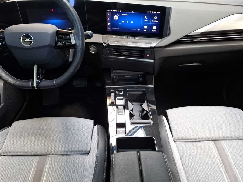 Opel Astra Astra Business Elegance 1.2 Turbo — photo 12