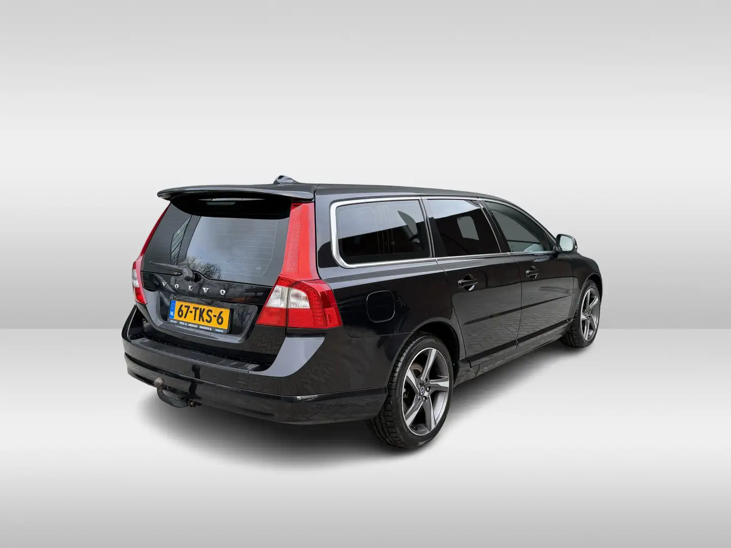 Volvo V70 1.6 T4 Automaat Limited Edition Navigatie | Stoelv Noir - 2