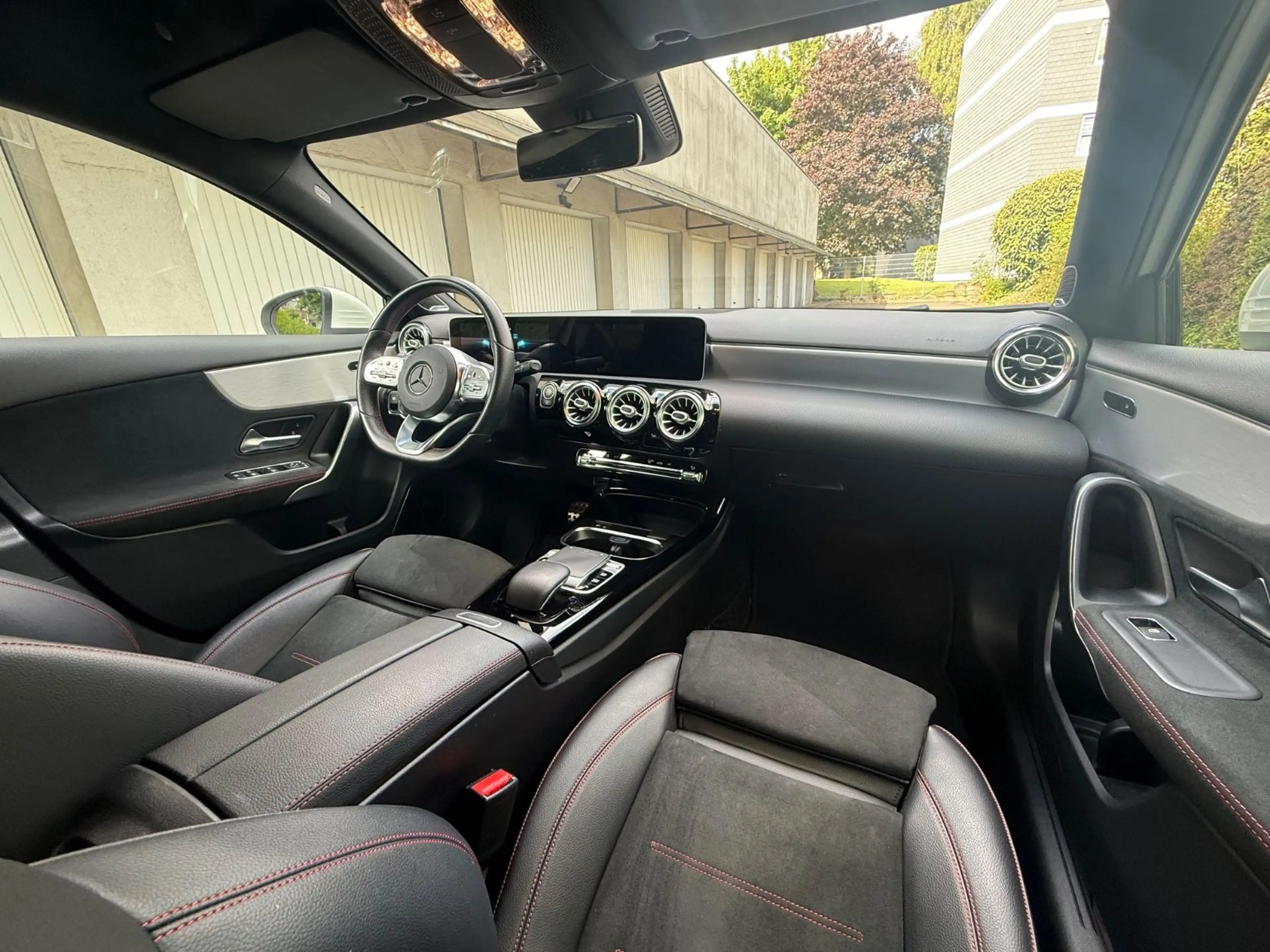 Mercedes-Benz A 250 *AMG*NeuesModel*Cam*Navi*LED — photo 15
