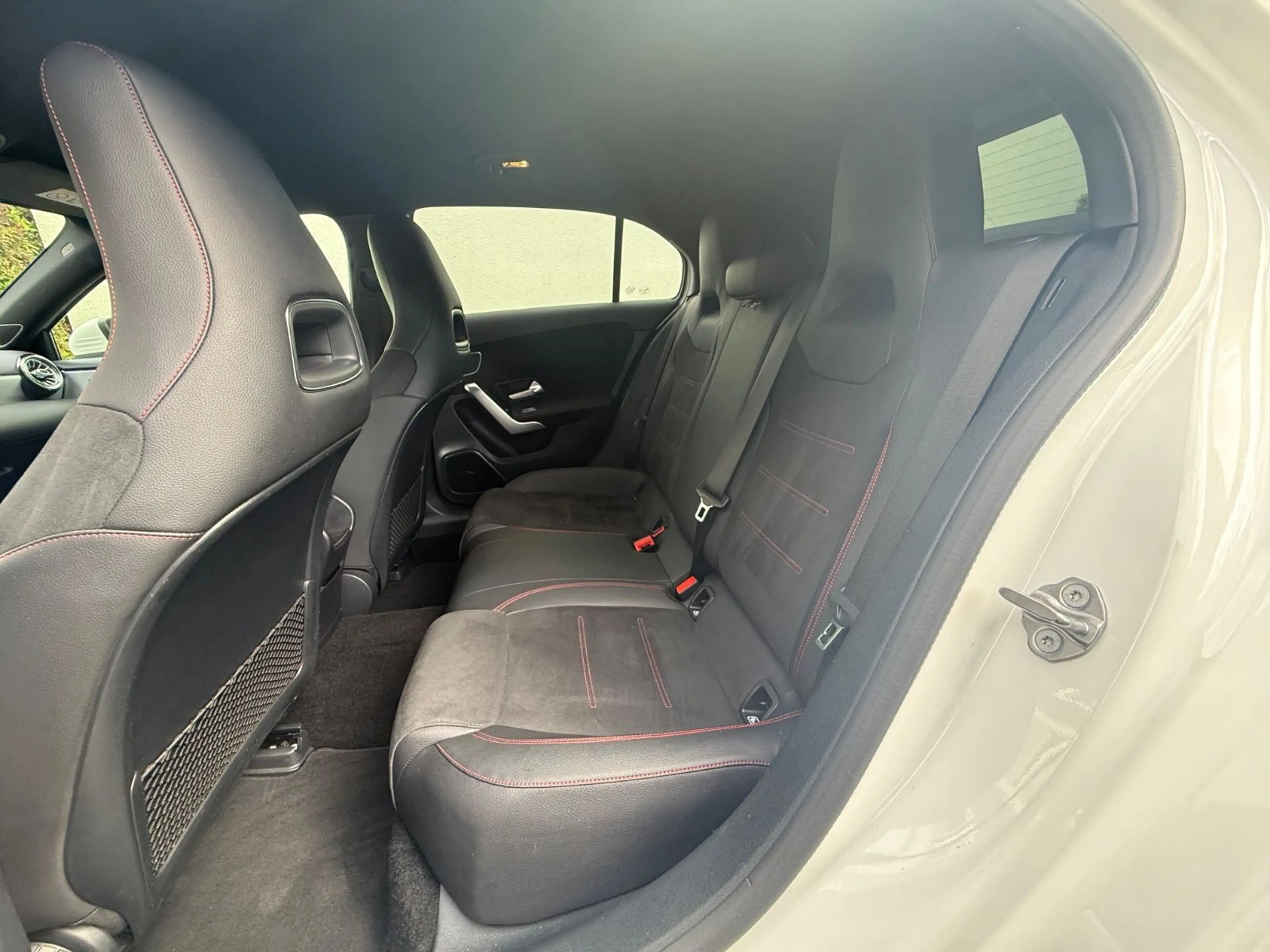 Mercedes-Benz A 250 *AMG*NeuesModel*Cam*Navi*LED — photo 13