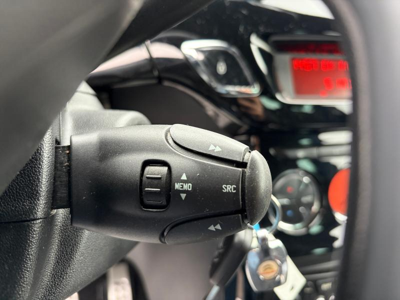 DS Automobiles DS 3 1.2 82cv Gris 06/14 Airco Capteurs Cruise — photo 9