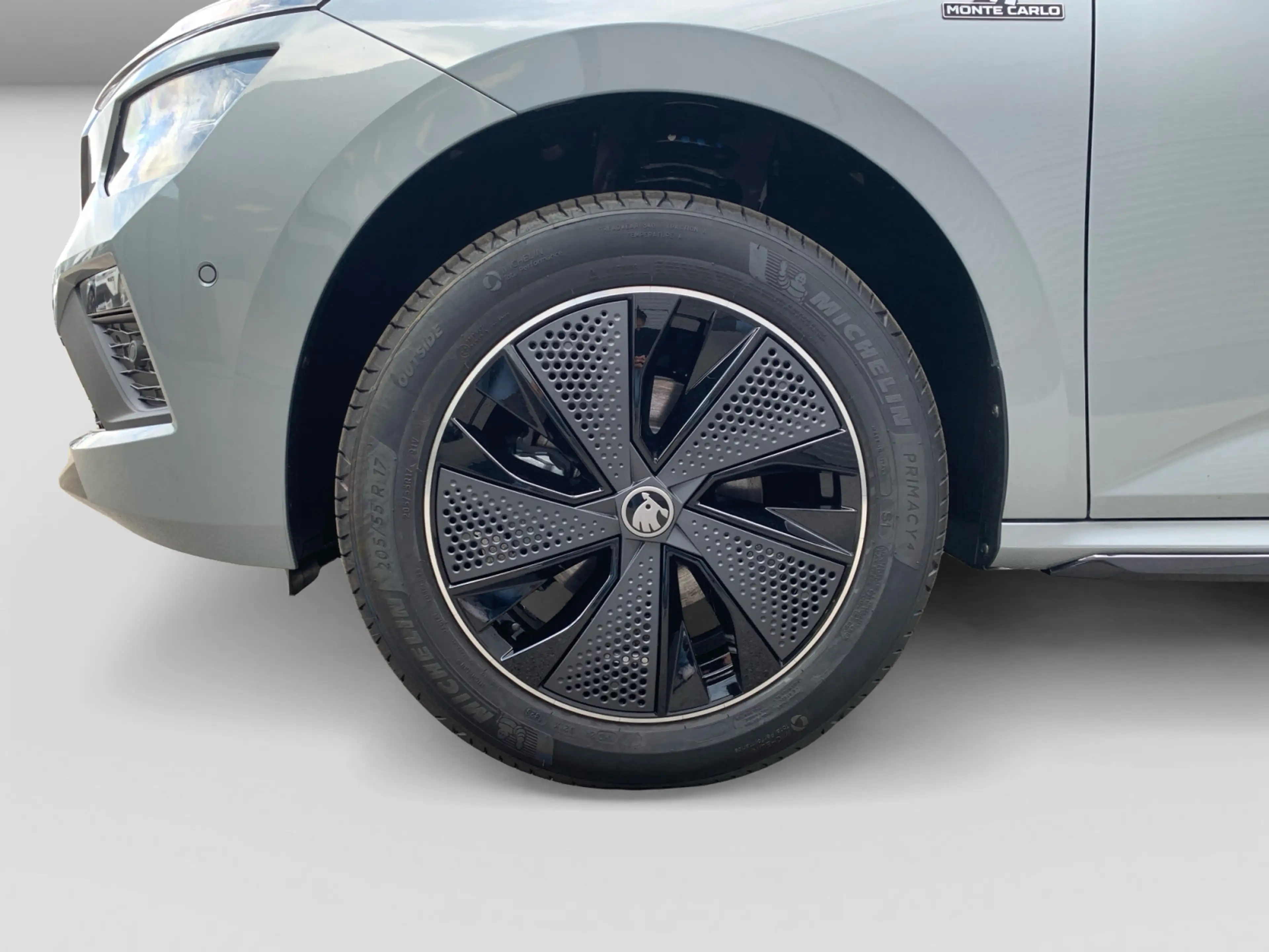 Skoda Kamiq Monte Carlo 1,0 TSI 85 KW 7-Gang-DSG — photo 5
