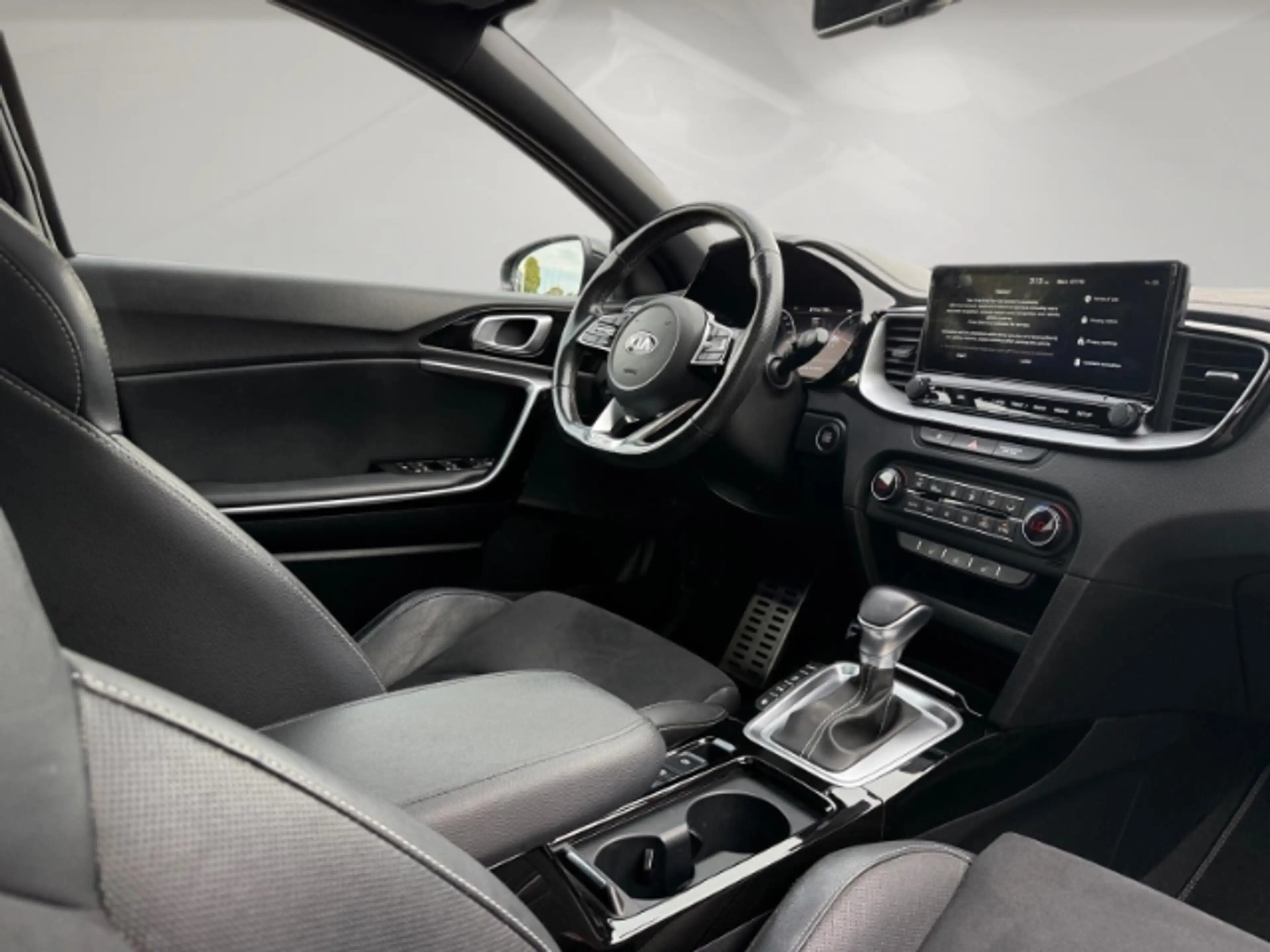 Kia Ceed SW / cee'd SW 1.4 T-GDI GT LINE el.Panodach,Navi Sound. Digitale — photo 14