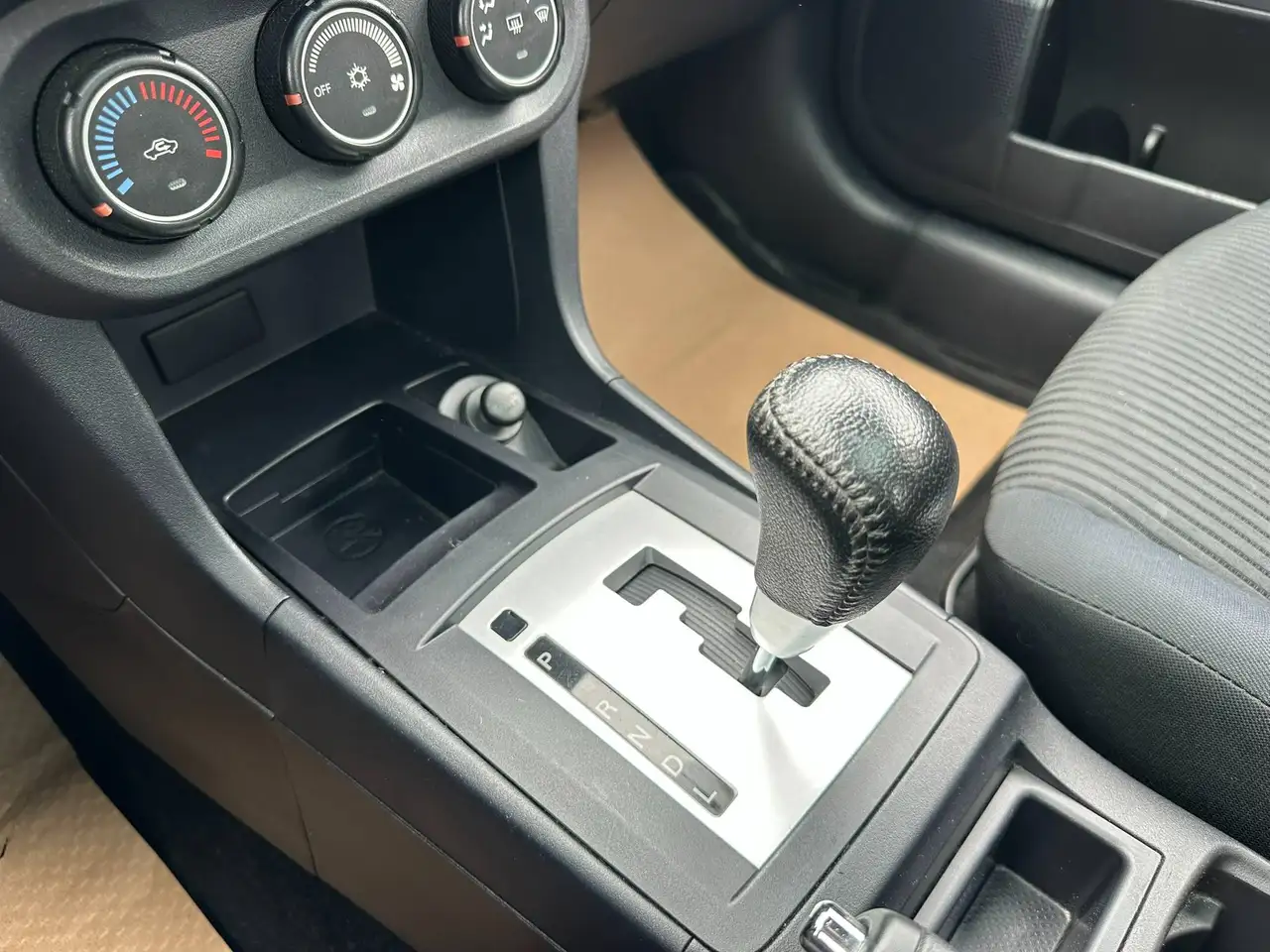 Mitsubishi Lancer снимка Mitsubishi Lancer