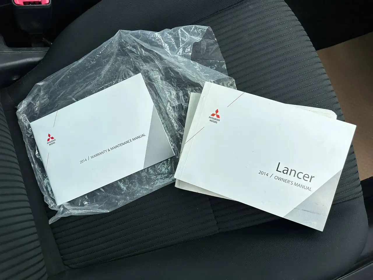 Mitsubishi Lancer снимка Mitsubishi Lancer