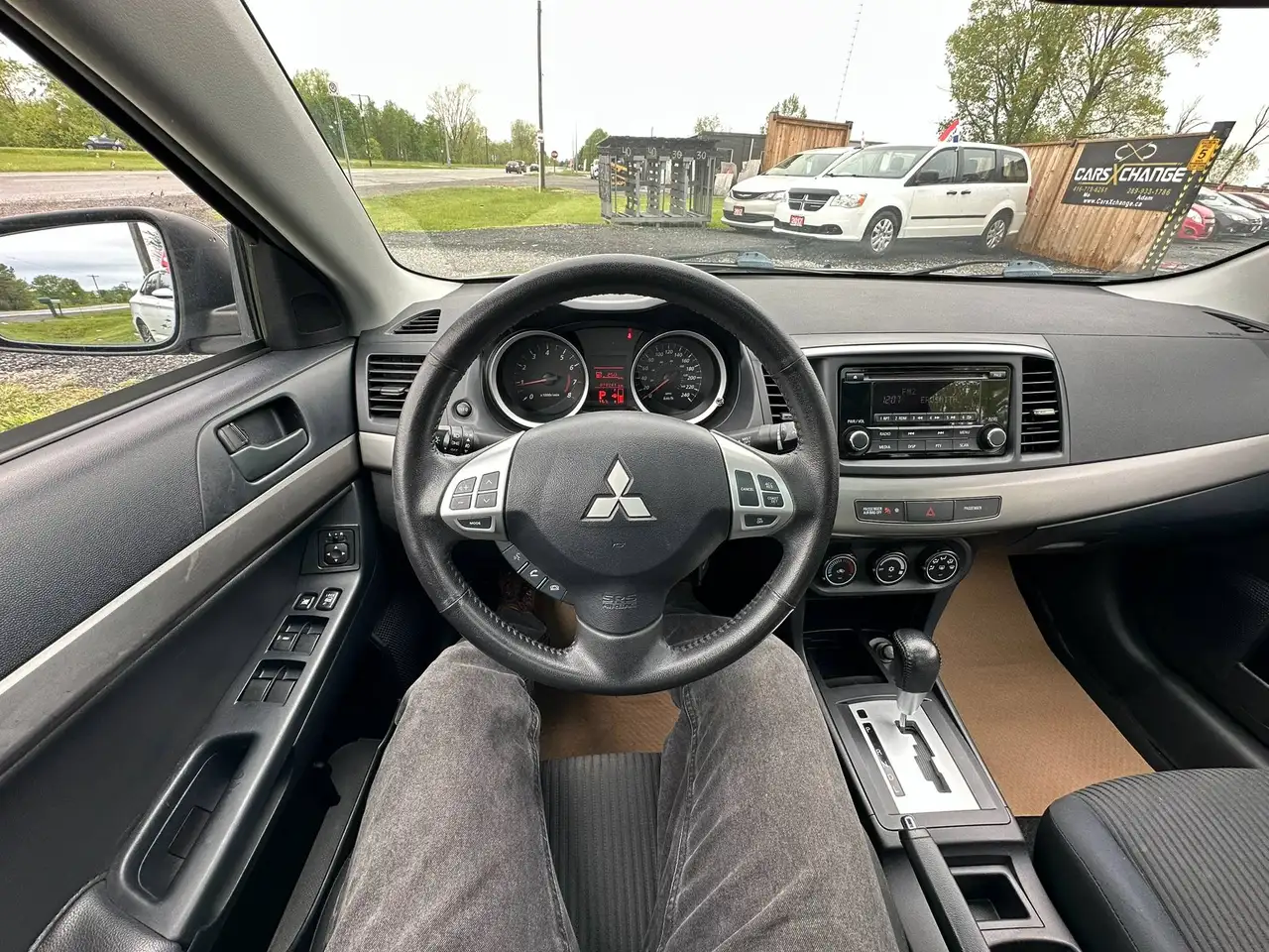 Mitsubishi Lancer снимка Mitsubishi Lancer