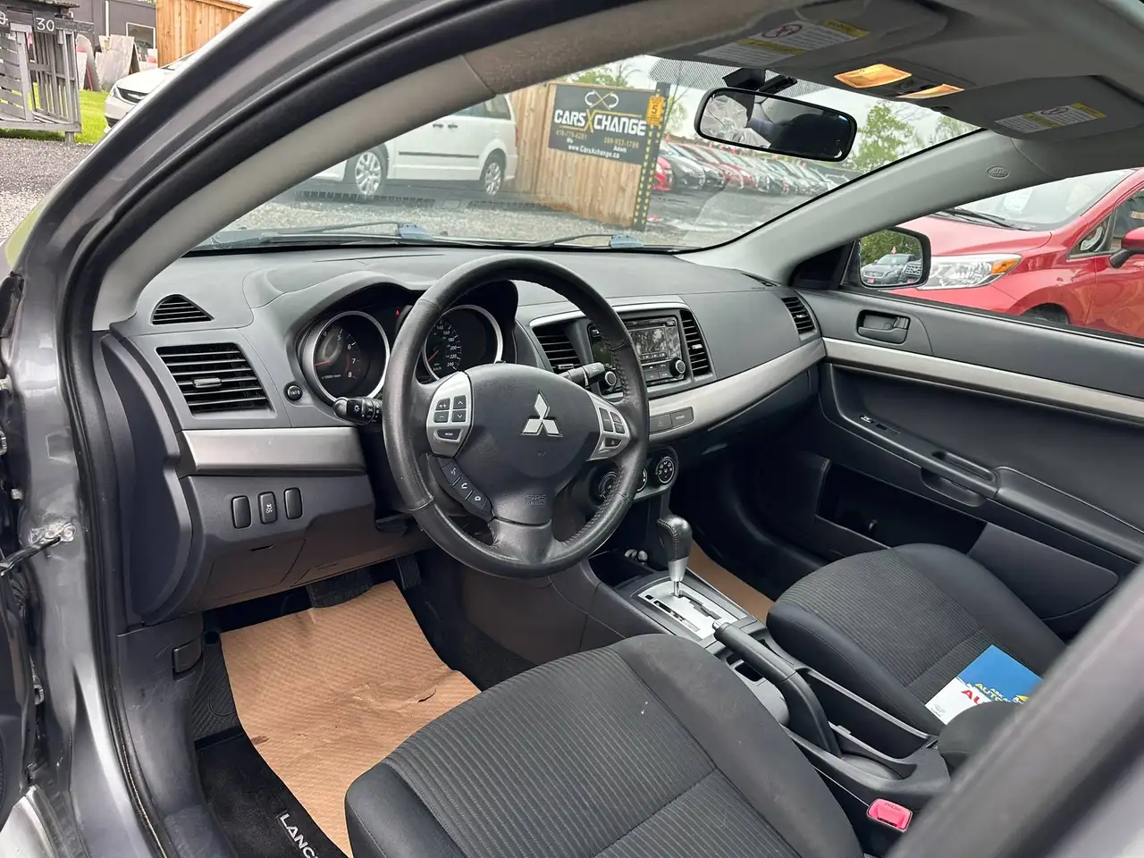 Mitsubishi Lancer снимка Mitsubishi Lancer