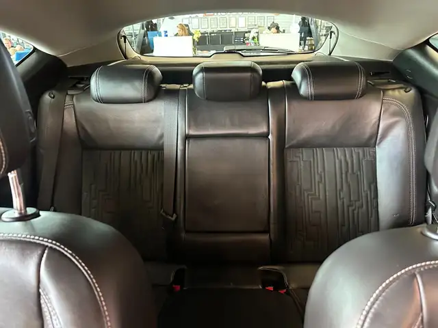 Opel Astra view 11